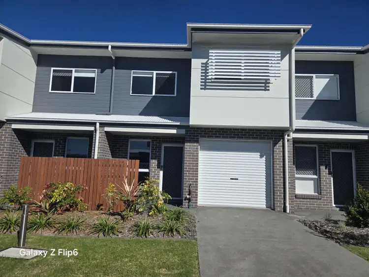 8 Taylor Place