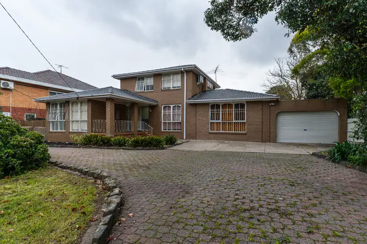 7 Pizzey Street
