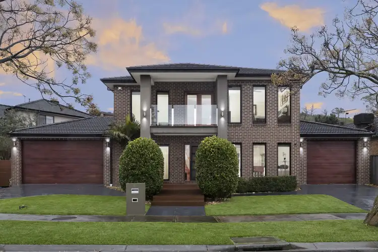 6 Lewins Rail Avenue