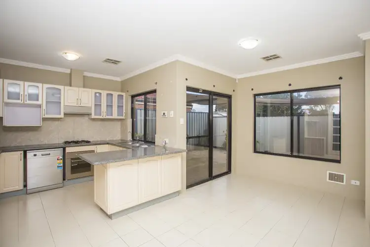 5A Ramsden Way