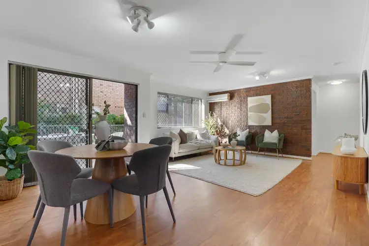 90 Pembroke Road