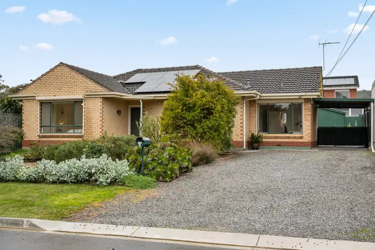 2 Laurence Street