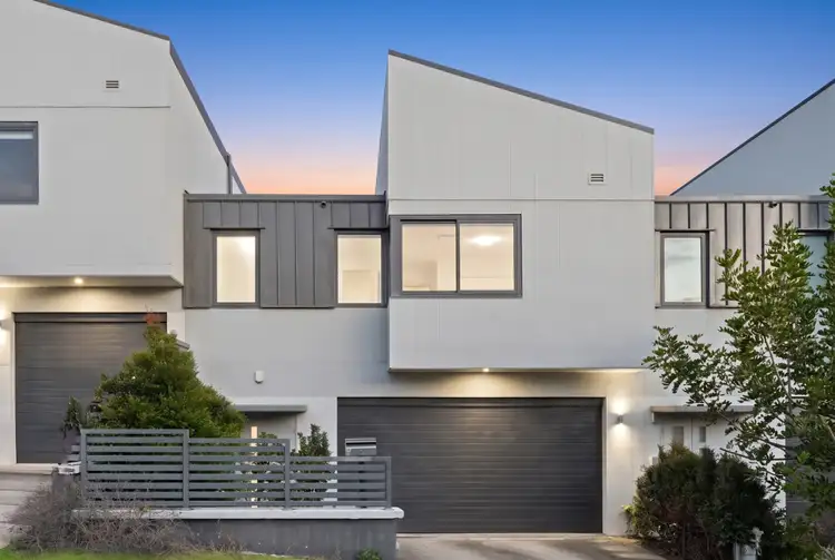 27 Weid Place