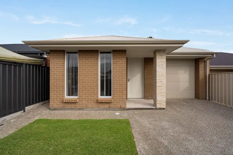 95 Hookings Terrace