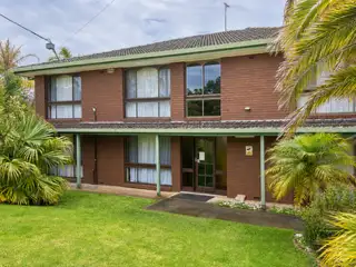 89 Lake Bunga Beach Road