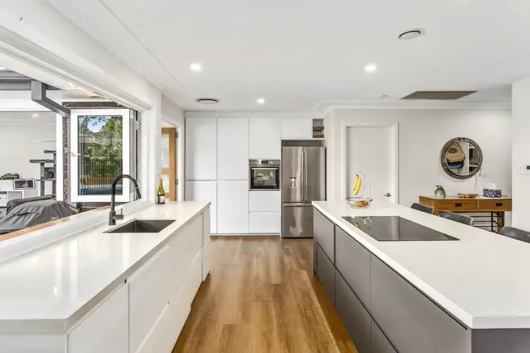 26 Hakea Avenue