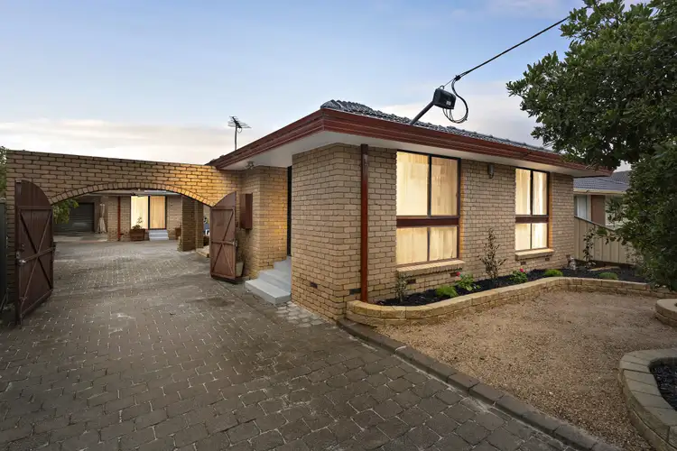 93 Phyllis Parade
