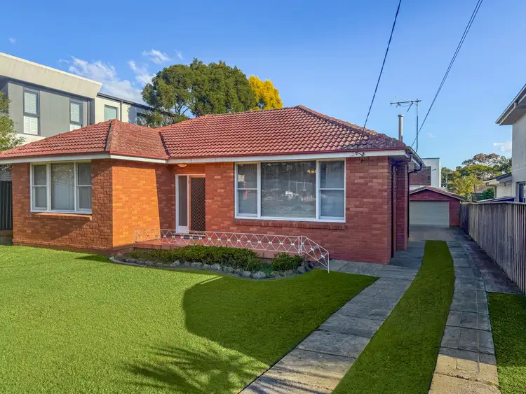58 Parklands Road