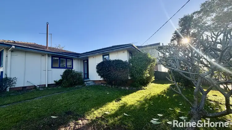 23 Logan Road