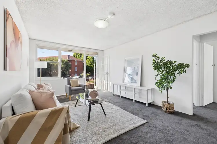 8 Webbs Avenue