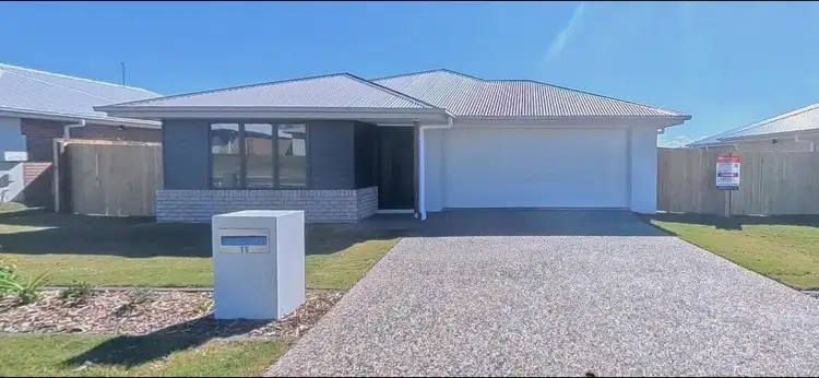 15 Goldebark Road