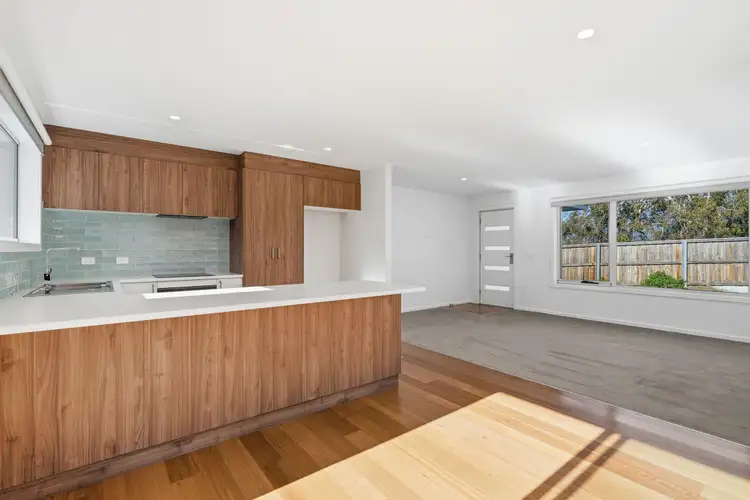 10 Eagle Street