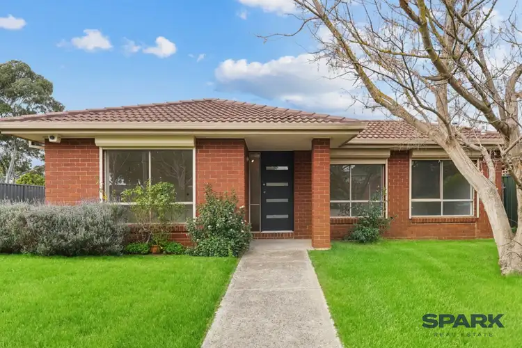 1 Woking Street, Craigieburn VIC 3064