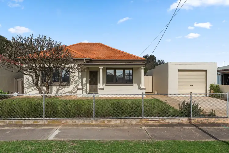 3 Alison Street