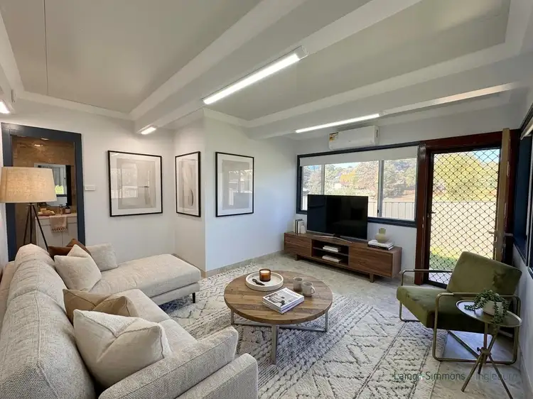 1/A Clennam Avenue