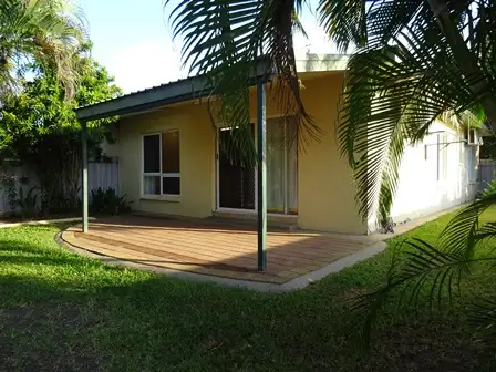 6/7 Hugh Court