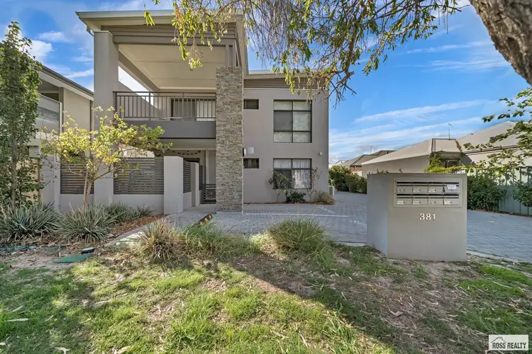 381 Daly Street