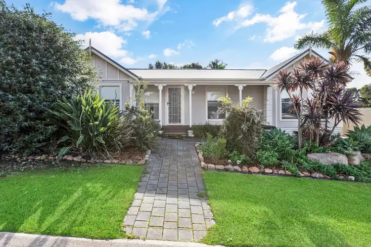 3 Mcdonald Avenue