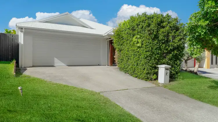 19 Ashburton Crescent