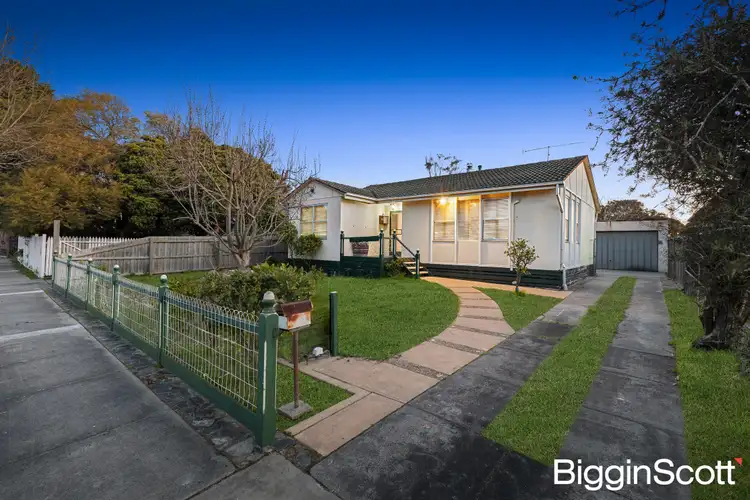 12 Rosemary Crescent