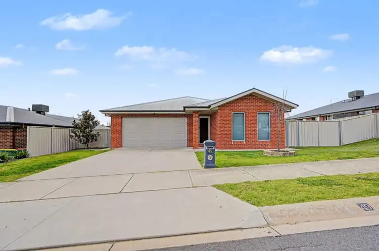 49 Stockman Court