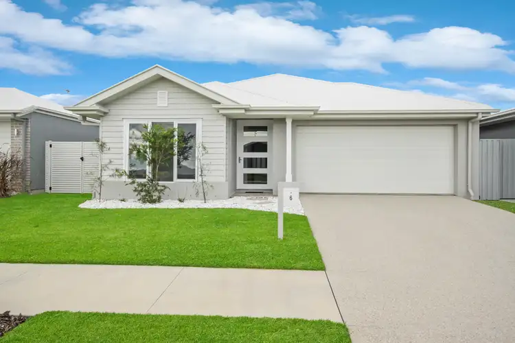 6 Richard Street