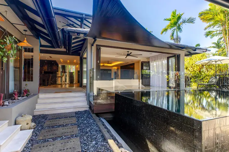 30 Beachfront Mirage Drive