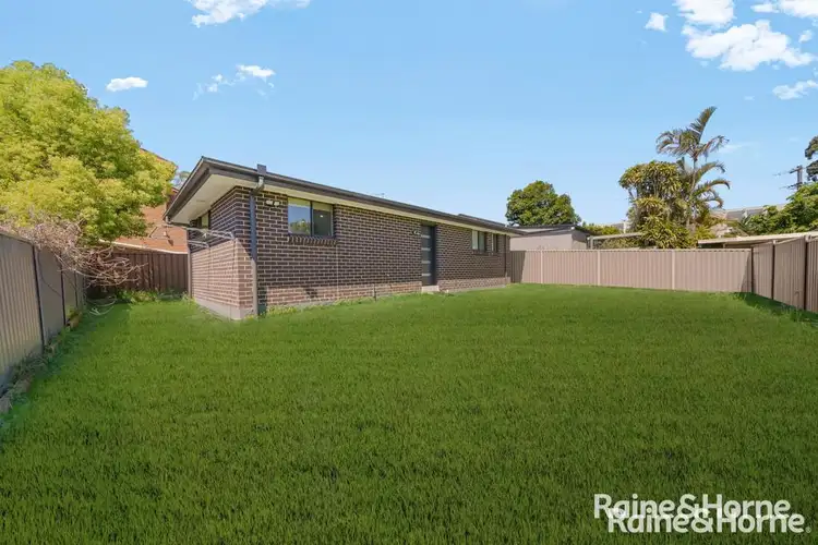 102A Canterbury Road
