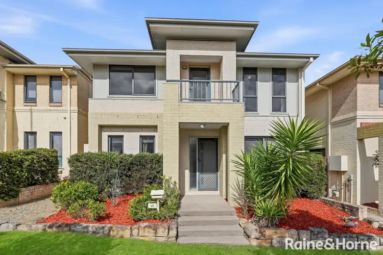 32 Dunlop Avenue