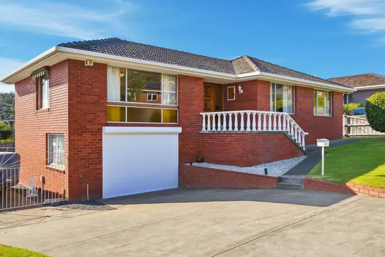 30 Golf Links Road