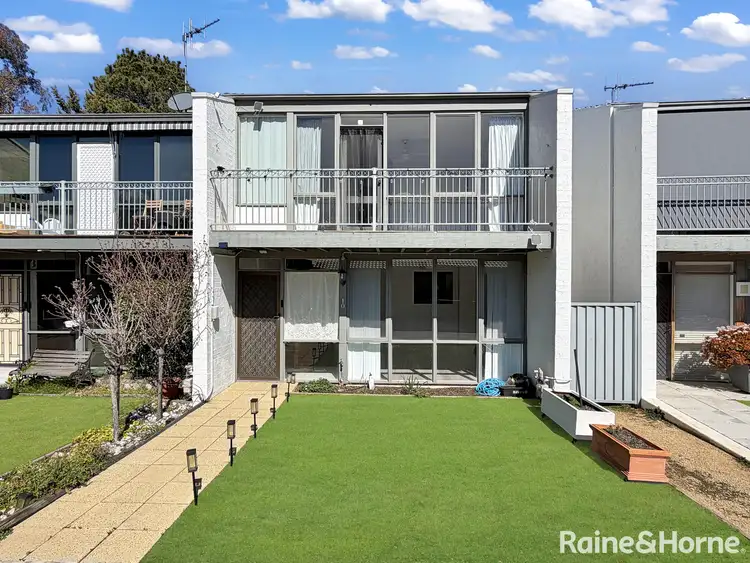 11 Campbell Street