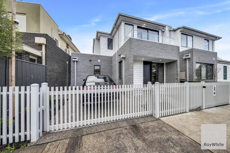 6 Shepherd Court