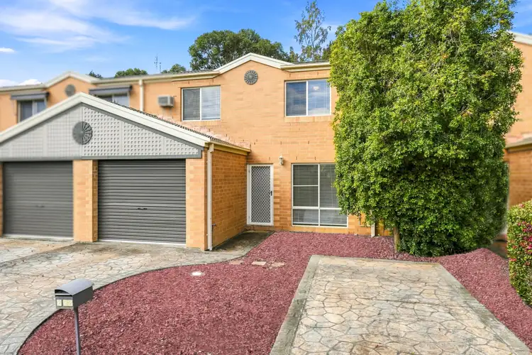 32 Aurora Place