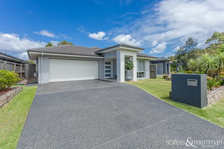 4 Medinah Point