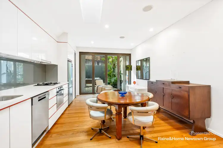 5 Renwick Street