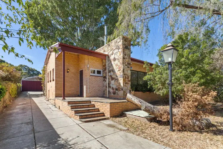 27 Grantley Avenue North