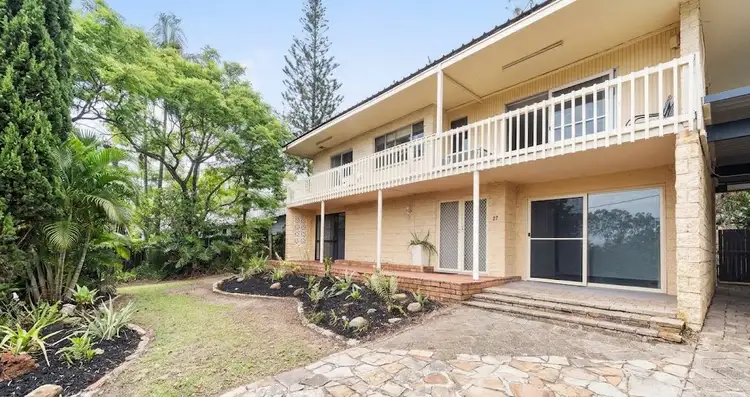 27 Golden Crescent