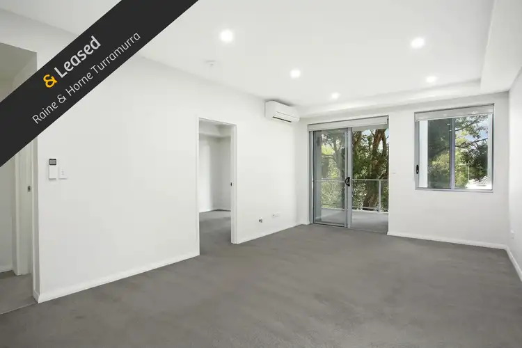 10-12 Lords Avenue
