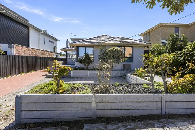 15 Chadwell Grove