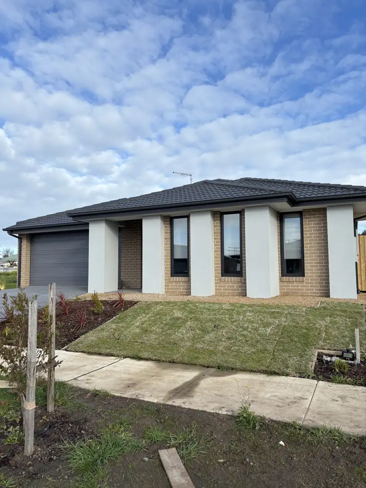14 Sheoak Court