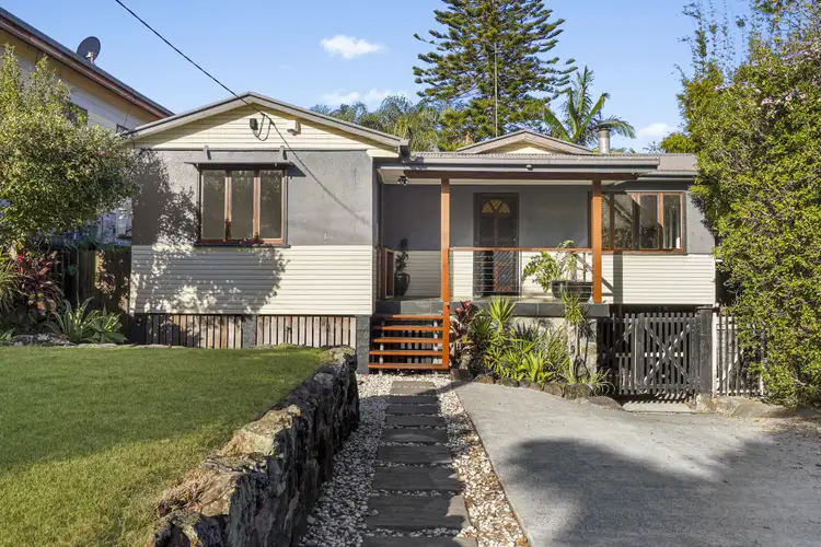 25 McCowan Street