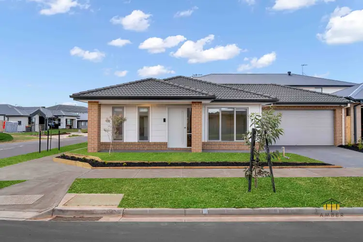 11 Brushwood Drive