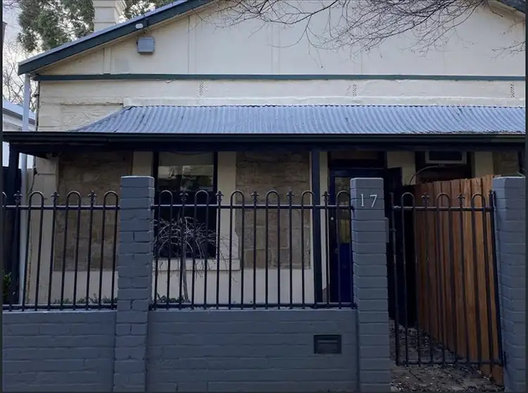 17 Stacey Street