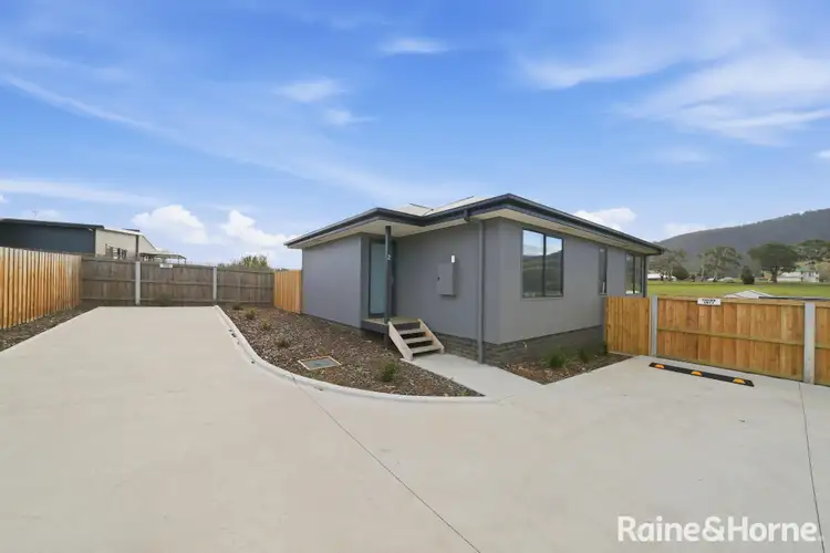 4 Buddon Road