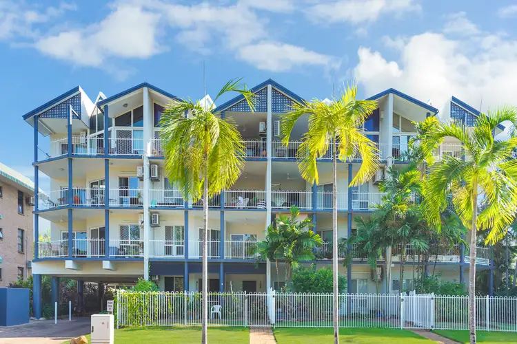 302 Casuarina Drive
