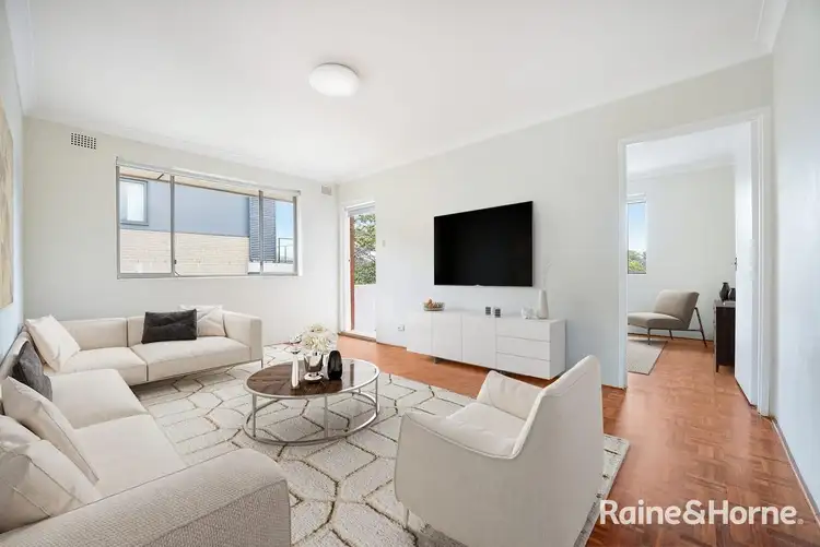 8 Beaumont Street