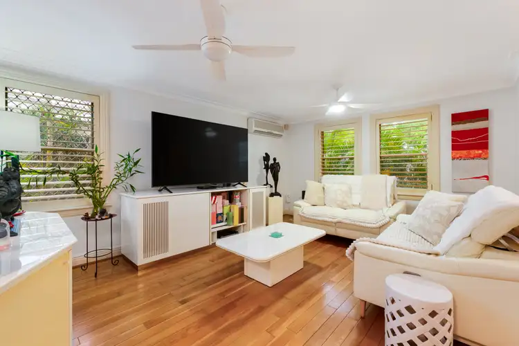 8A Therry Street