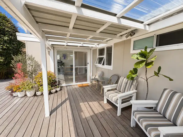 30 South Pacific Crescent