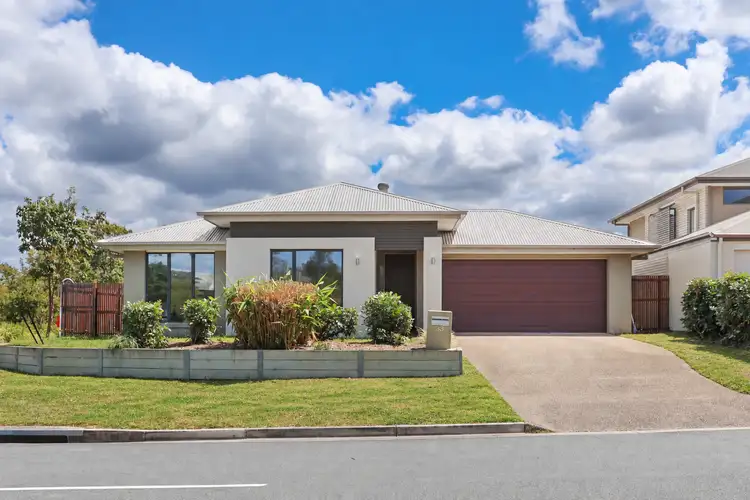 33 Kinglake Crescent