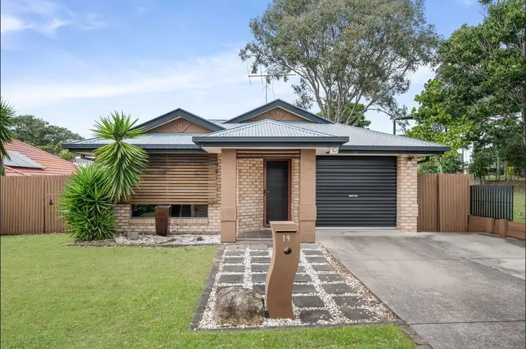 19 Pinnibar Street